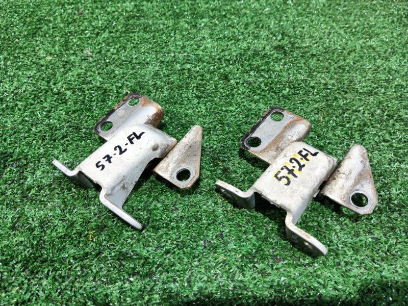 Кронштейн двери Toyota Lite Ace Noah KR42V 7K-E 2000 передний левый (б/у)