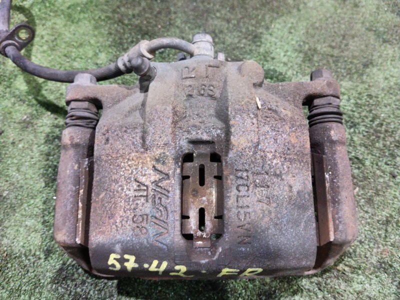 Суппорт Honda Stepwgn RF3 K20A 2002 передний правый (б/у)