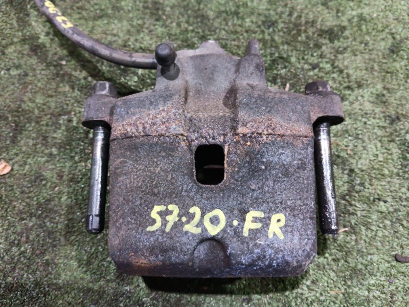 Суппорт Mitsubishi Colt Z21A 4A90 2005 передний правый (б/у)