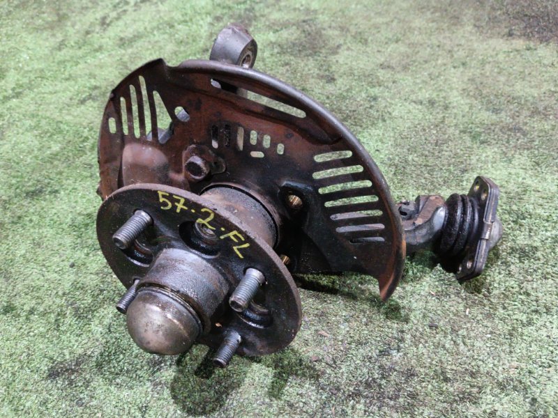 Ступица Toyota Lite Ace Noah KR42V 7K-E 2000 передняя левая (б/у)