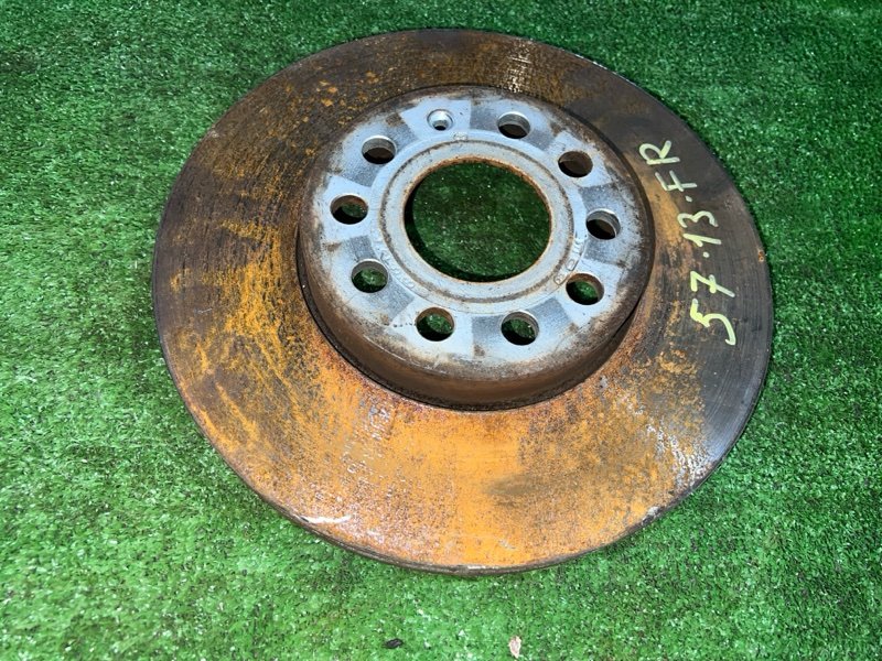 Диск тормозной Volkswagen Golf 5M1 CAX 2008 передний правый (б/у)