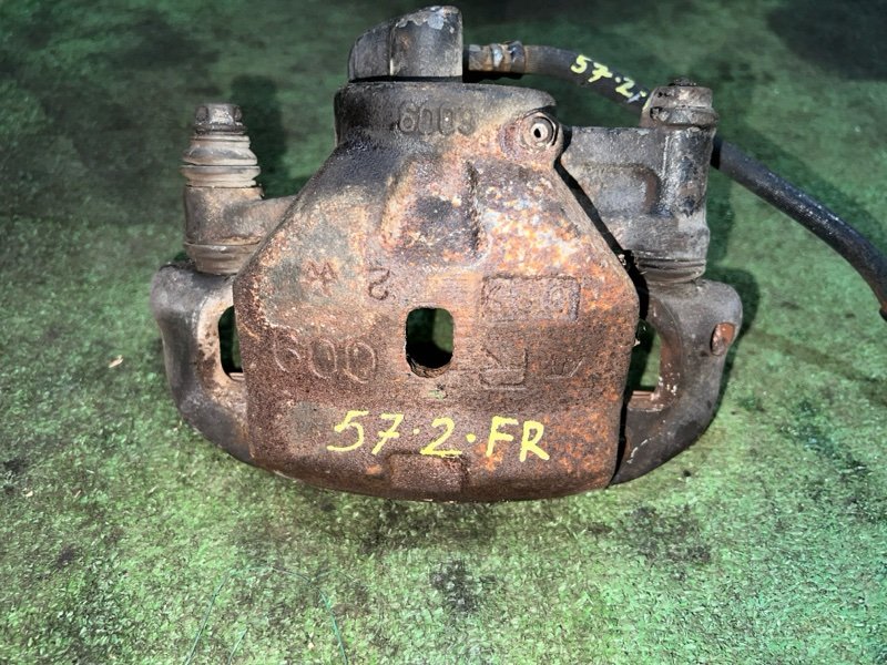 Суппорт Toyota Lite Ace Noah KR42V 7K-E 2000 передний правый (б/у)