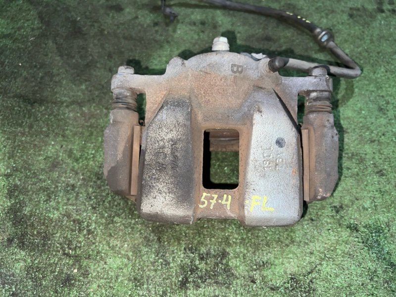 Суппорт Honda Vezel RU3 LEB 2015 передний левый (б/у)