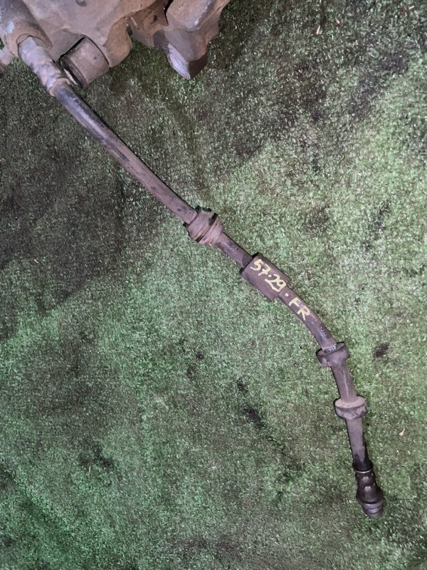 Шланг тормозной Volvo V70 B4204T 2016 передний правый (б/у)