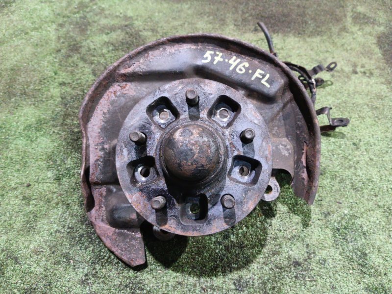 Ступица Toyota Hiace RZH111 2RZ-E 2002 передняя левая (б/у)