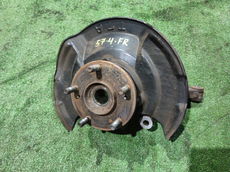 Ступица Honda Vezel RU3 LEB 2015 передняя правая (б/у)