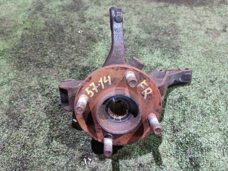 Ступица Nissan March AK12 CR12DE 2006 передняя правая (б/у)