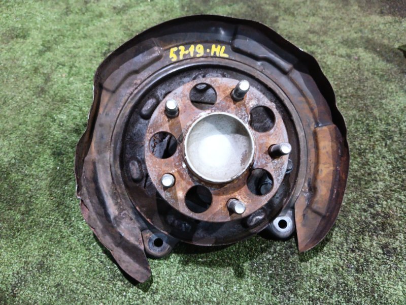 Ступица Mitsubishi Grandis NA4W 4G69 2008 задняя левая (б/у)