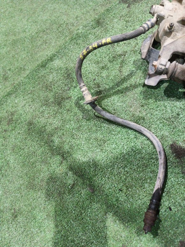 Шланг тормозной Subaru Sambar TT2 EN07 2001 передний правый (б/у)