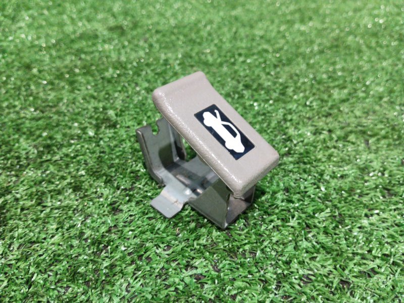 Рычаг открывания капота Honda Stepwgn RK1 R20A 2010 (б/у)