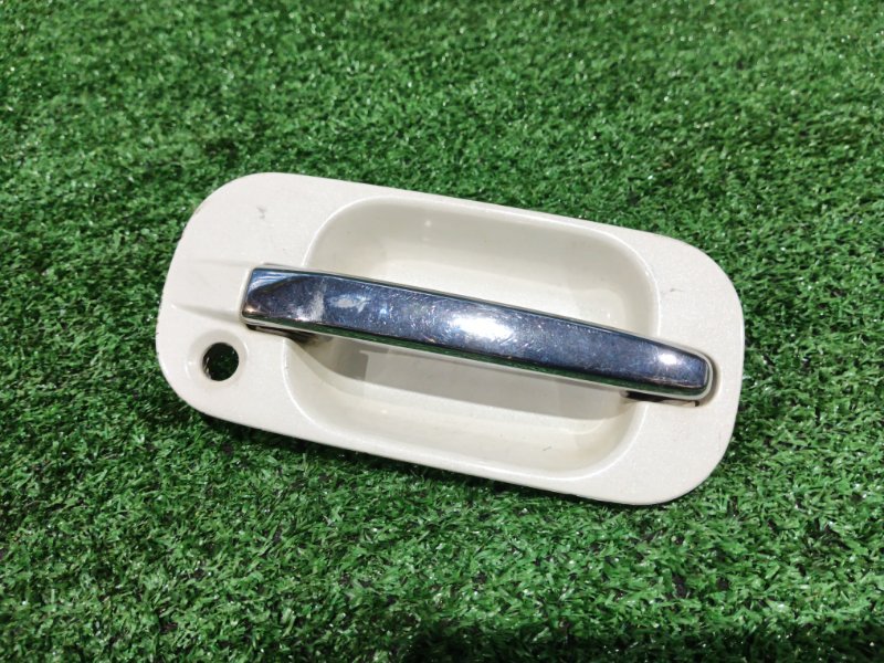 Ручка наружная Honda Stepwgn RF3 K20A передняя правая (б/у)