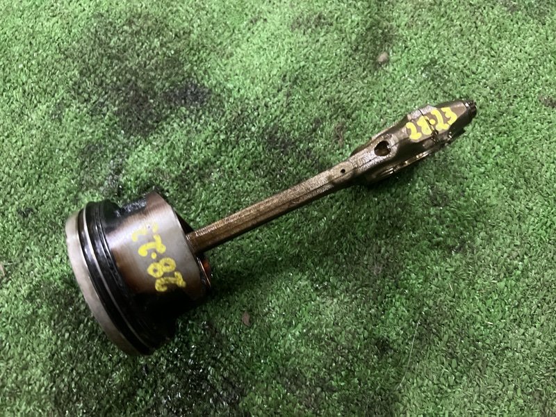 Поршень с шатуном Honda Mobilio GB1 L15A (б/у)