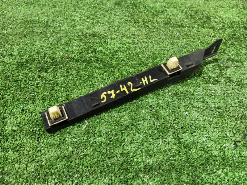 Клипса бампера Honda Stepwgn RF3 K20A задняя левая (б/у)