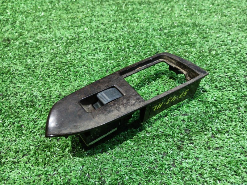 Кнопка стеклоподъемника Toyota MARK II JZX90 1JZ-GE 1994 задняя левая (б/у)