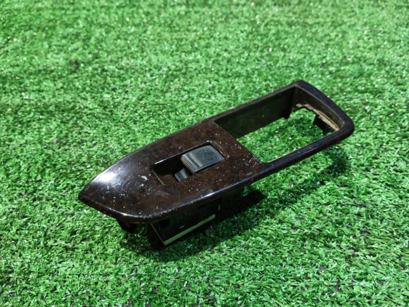 Кнопка стеклоподъемника Toyota MARK II JZX90 1JZ-GE 1994 задняя правая (б/у)