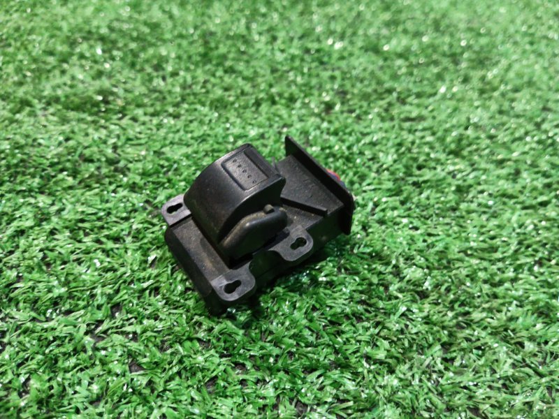 Кнопка стеклоподъемника Honda Fit GD1 L13A передняя левая (б/у)