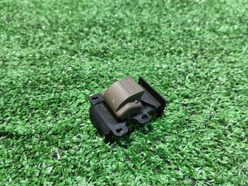 Кнопка стеклоподъемника Honda Stepwgn RF3 K20A передняя левая (б/у)