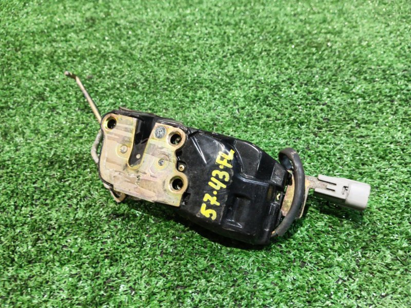 Замок дверной Toyota MARK II JZX90 1JZ-GE 1994 передний левый (б/у)