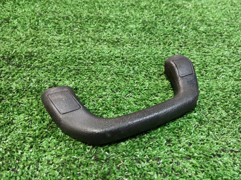 Ручка внутренняя Toyota Hiace RZH111 2RZ-E 2002 (б/у)