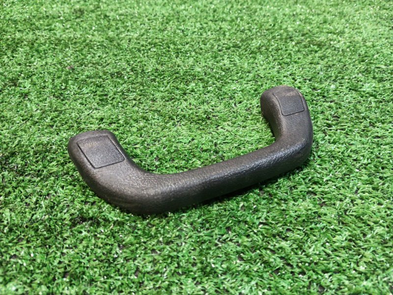 Ручка внутренняя Toyota Hiace RZH111 2RZ-E 2002 (б/у)