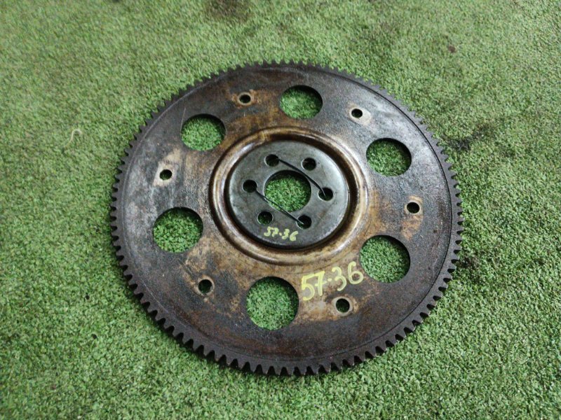 Маховик Toyota Vitz SCP10 1SZ-FE 2004 (б/у)