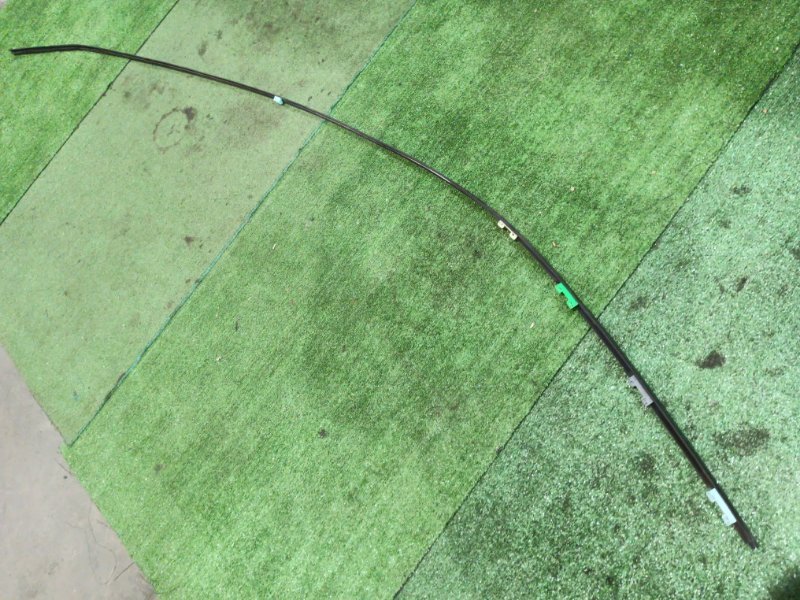 МОЛДИНГ НА КРЫШУ Honda Stepwgn RK1 R20A 2012 правый (б/у)