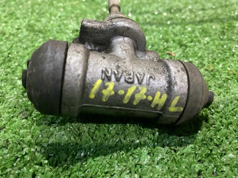 Рабочий тормозной цилиндр Subaru Sambar TT2 EN07 задний левый (б/у)