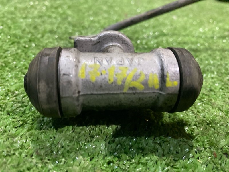 Рабочий тормозной цилиндр Subaru Sambar TT2 EN07 задний левый (б/у)