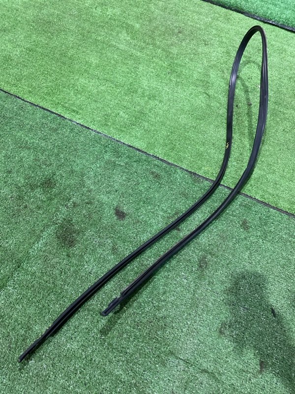 МОЛДИНГ НА КРЫШУ Nissan Serena CC25 MR20DE левый (б/у)