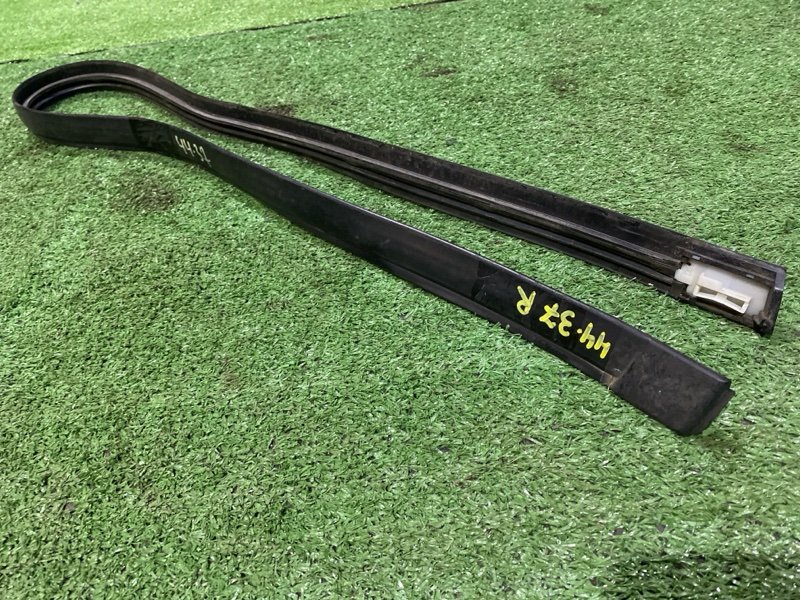 МОЛДИНГ НА КРЫШУ Mitsubishi Mirage A05A 3A90 правый (б/у)