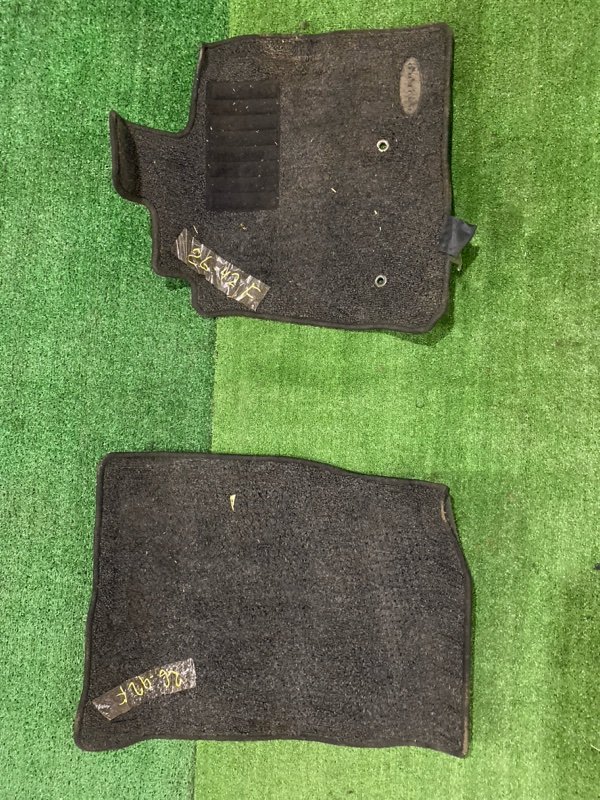 Коврик Mitsubishi Pajero V93W 6G72 передний (б/у)