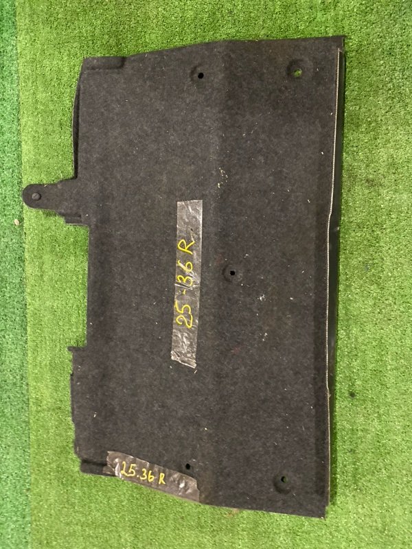 Обшивка багажника Honda Stepwgn RF1 B20B правая (б/у)