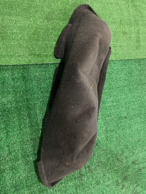 Обшивка багажника Toyota Hiace KZH106W 1KZ-TE (б/у)