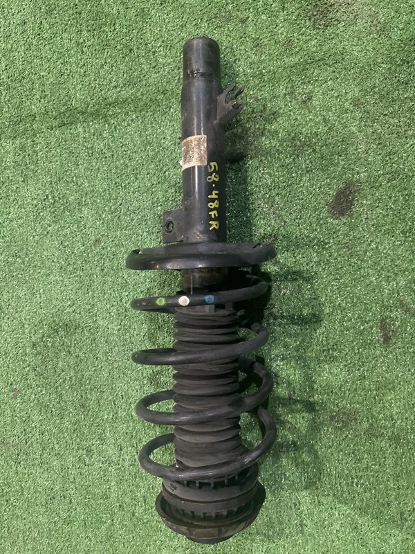 Стойка подвески Peugeot 208 A9 EB2F 2014 передняя правая (б/у)