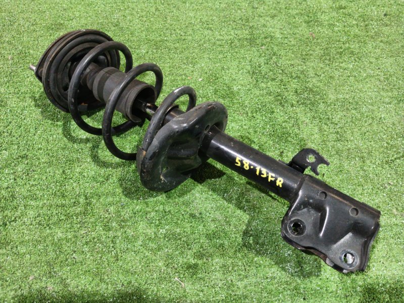 Стойка подвески Mitsubishi Colt Plus Z21W 4A90 2010 передняя правая (б/у)