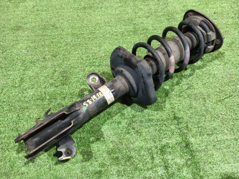 Стойка подвески Honda Stepwgn RK2 R20A 2011 передняя правая (б/у)