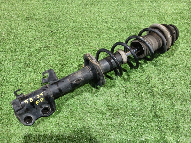 Стойка подвески Nissan NOTE E12 HR12DDR 2012 передняя правая (б/у)