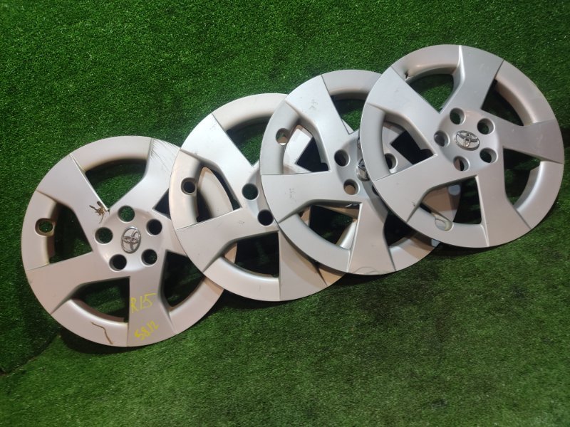 Колпак Toyota Prius ZVW30 2ZR-FXE 2010 (б/у)