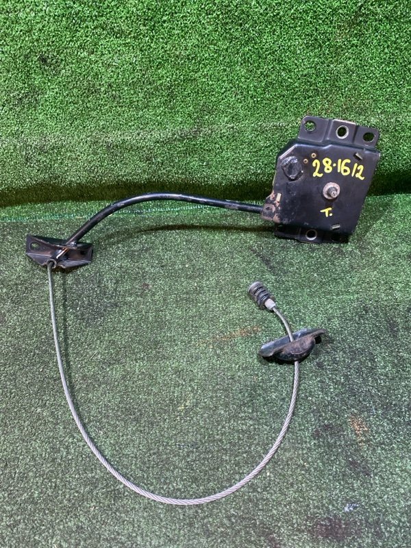 Кронштейн запасного колеса Toyota Wish ZNE14G 1ZZ-FE (б/у)