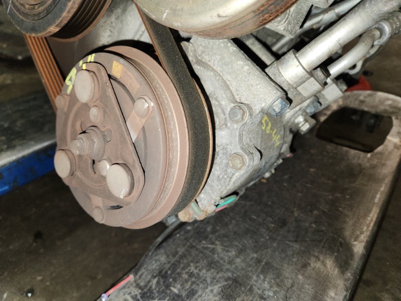 Компрессор кондиционера Honda FREED GB4 L15A 2011 (б/у)