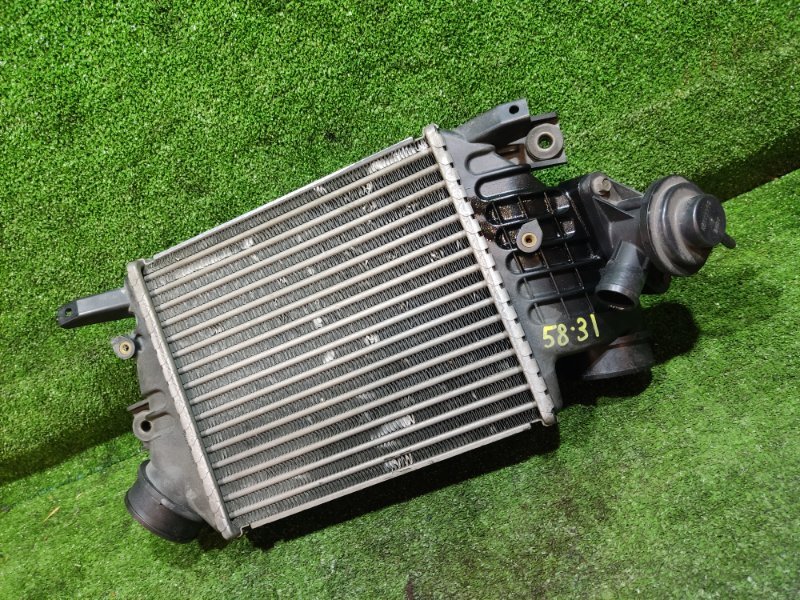 Радиатор интеркулера Subaru Legacy BL5 EJ20Y 2003 (б/у)