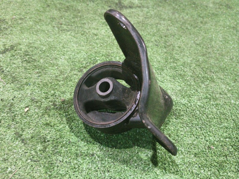 Подушка двигателя Mitsubishi Chariot Grandis N94W 4G64 1999 правая (б/у)