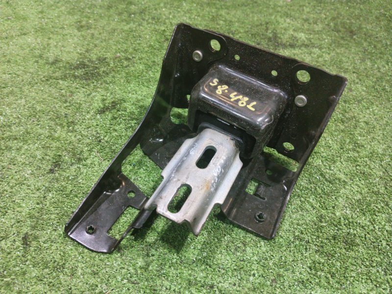 Подушка двигателя Peugeot 208 A9 EB2F 2014 левая (б/у)