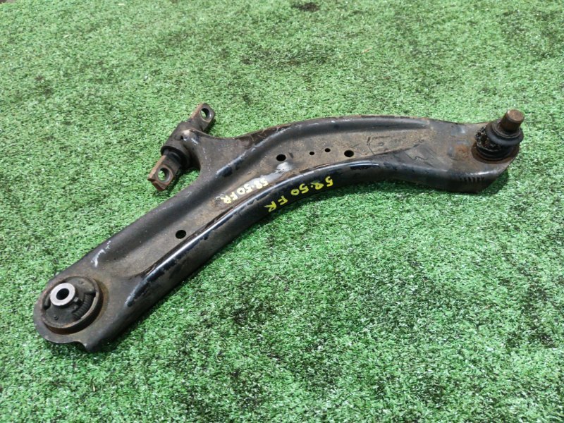 Рычаг подвески Nissan X-TRAIL NT32 MR20DD 2016 передний правый (б/у)