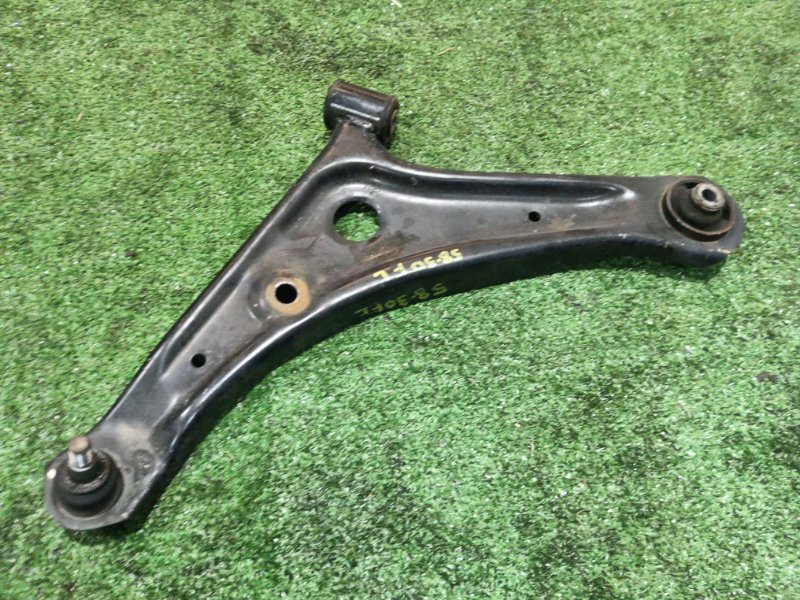 Рычаг подвески Mitsubishi Mirage A03A 3A92 2016 передний левый (б/у)