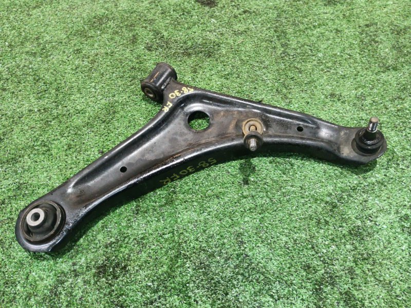 Рычаг подвески Mitsubishi Mirage A03A 3A92 2016 передний правый (б/у)