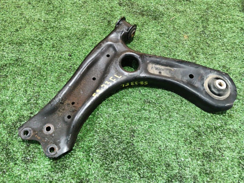 Рычаг подвески Volkswagen Polo 6R1 CBZ 2011 передний левый (б/у)