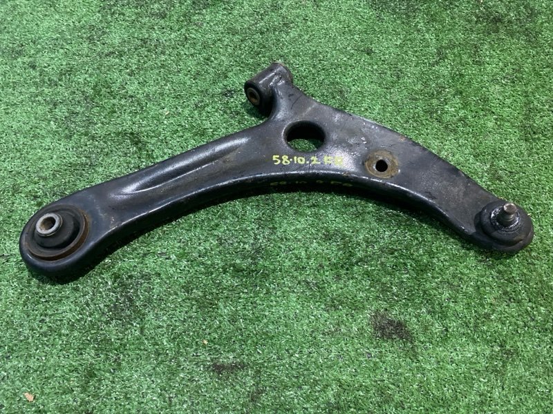 Рычаг подвески Mitsubishi Colt Plus Z23A 4A91 2008 передний правый (б/у)