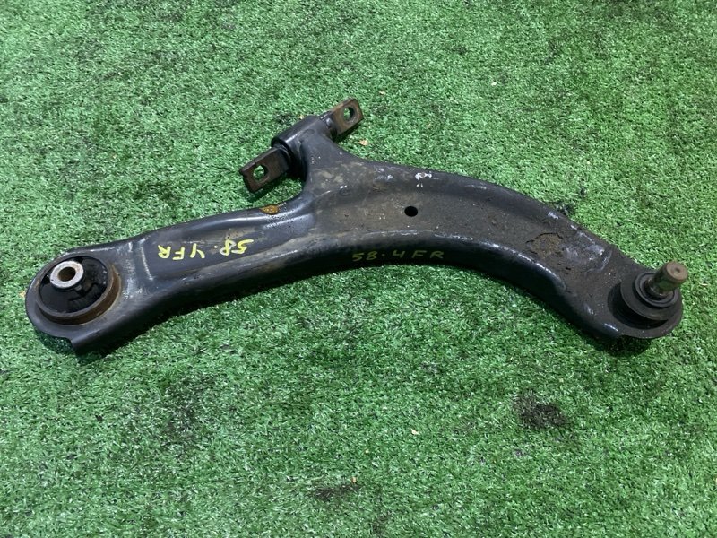 Рычаг подвески Nissan Serena CC25 MR20DE 2010 передний правый (б/у)