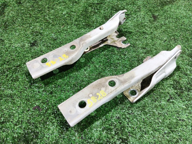 Кронштейн капота Volkswagen Polo 6R1 CBZ 2011 (б/у)